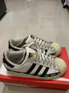 Adidas Superstar