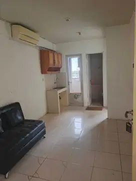 Dijual Apartemen Kelapa Gading Nias 2 Kamar Hoek SHM Murah Tower E