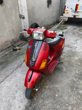 Vespa matic 2018 surat2 engkap