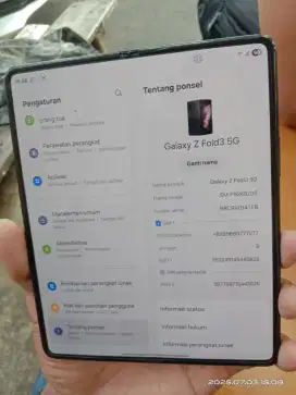 Samsung Z Fold 3 sein layar aman luar dalem