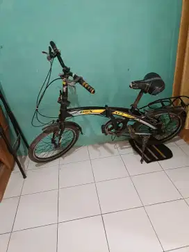 Sepedah lipat jual cepat kondisi masih bagus
