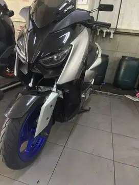 Xmax siap nongkrong