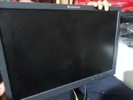 Dijual monitor lcd merk terkenal Lenovo