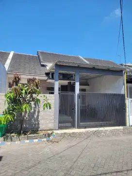 Dijual rumah siap huni