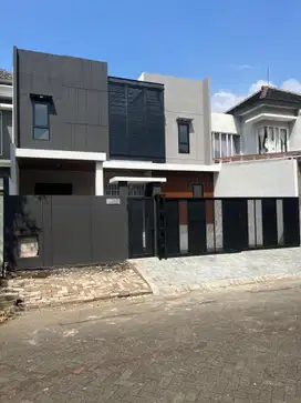 Rumah mewah araya