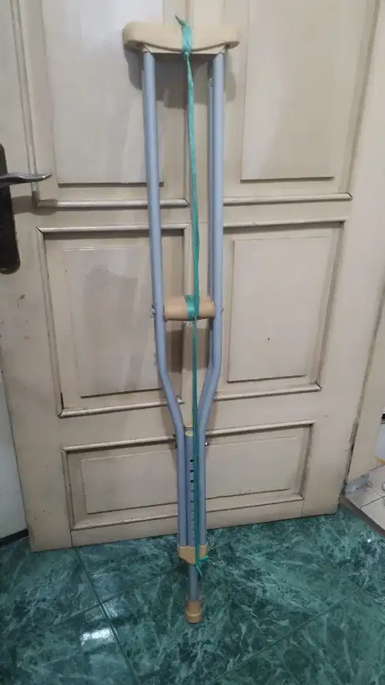 For Sale Kruck Satu Set