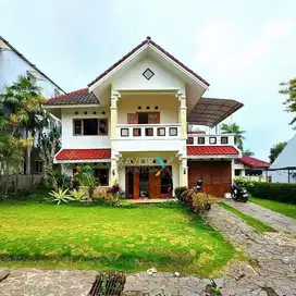 Dijual Villa Furnished + Private Pool di Villa Kusuma Estate, Batu