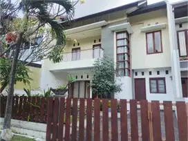 Dijual rumah 2 lantai buahbatu regency BBR Dekat Tol