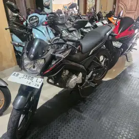 Vixion lightning NVL hitam 2013 gbm