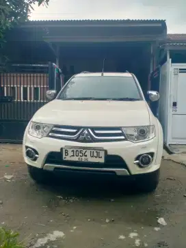 Pajero sport Dakar 4x2 AT 2014