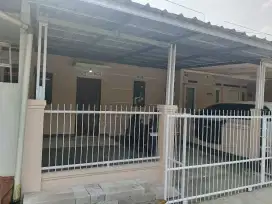 Disewakan Rumah, lokasi strategis, dekat tol sumarecon Bogor