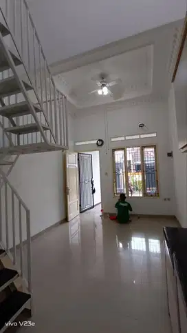 Rumah Murah 1 1/4 Lantai SHM Poris Indah Cipondoh Tangerang