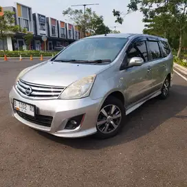 Nissan Grand livina 2012 Bensin