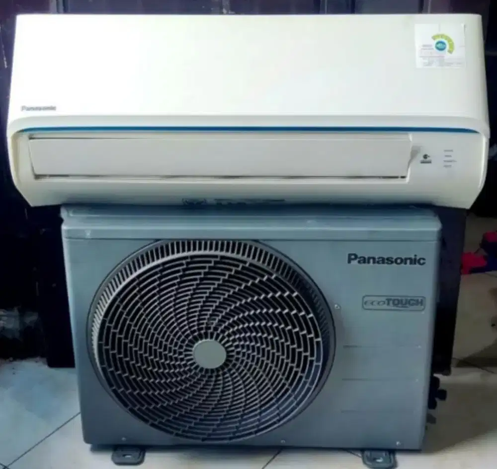 AC PANASONIC R32 1/2PK ORI