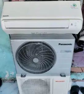 AC PANASONIC R32 1/2PK ORI