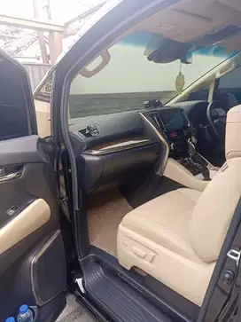 Toyota Alphard 2021 Bensin