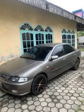 Mazda Familia 1997 Bensin