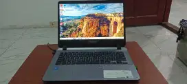 Laptop merk asus