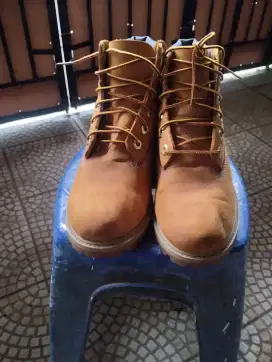 Sepatu timberland