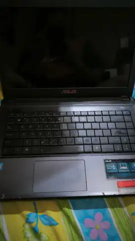 Jual Asus X45C ram 4/500gb