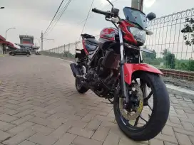 MT 25 warna merah