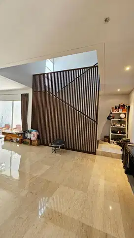 DIJUAL RUMAH GRAHA FAMILI / FAMILY MODERN MINIMALIS LANTAI MARMER