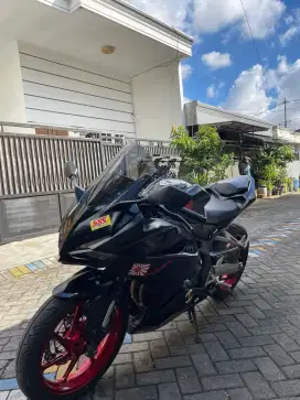 Dijual cepat motor honda cbr waru sidoarjo