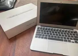 Macbook Air 2015 11inch Istimewa Like new Murah