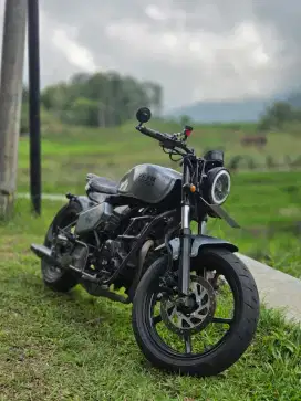 Motor Custom Bobber basic Byson