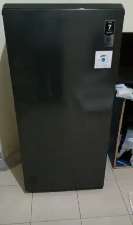 Kulkas AQUA AQR D205