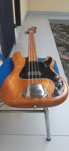 BASS ELEKTRIK VINTAGE