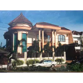 DI JUAL RUMAH SIAP HUNI STRATEGIS DI KAV.DKI MERUYA UTARA JAKBAR