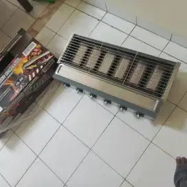 Kompor sosis bakar 6 tungku