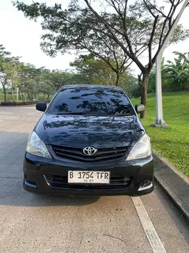 DIJUAL CEPAT Toyota Innova E MT 2009 MURAH