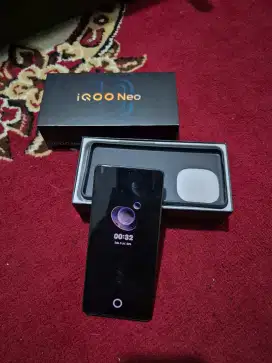IQOO NEO 10  12 / 256