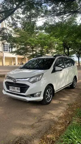 Daihatsu SIGRA R mt