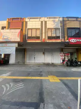 Ruko gandeng lingkungan ramai di pondok kelapa cocok buat usaha