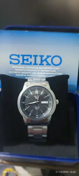 Jam Tangan Seiko 5 Automatic Original - Elegan & Tangguh!