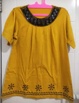 Atasan wanita variasi motif blink