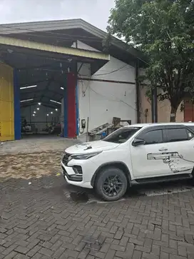 Sewa murah Gudang Margomulyo