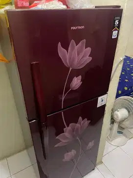 Kulkas Polytron 2 pintu 210liter