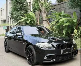 BMW 528i F10 RSE Full Option 3.0 Luxury Sunroof Tahun 2011