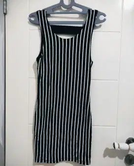 Preloved dress wanita motif salur