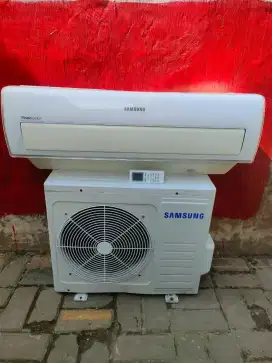 AC Samsung triangle 1/2 PK low Watt type