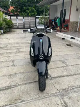 Vespa Sprint 150 ABS LED Facelift Hitam Glossy (Rare) motor rawatan