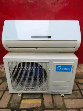 AC Midea 1/2 PK Watt kecil