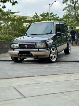 Suzuki Escudo 1997 Bensin