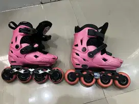 sepatu roda flying eagle S7