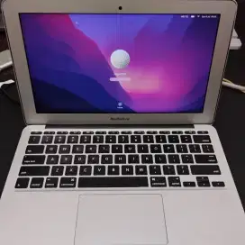 Langka MacBook Air 11inch early 2015 ajib siap pakai
4/128 cc446