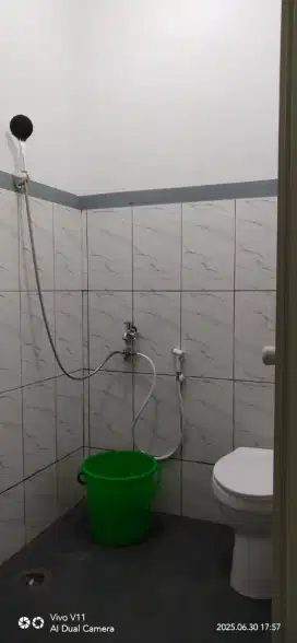 Sewa rumah per bulan AC full isi perum Griyashanta dekat RSUB malang